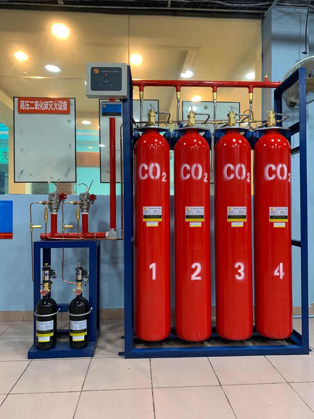 为什么喷涂车间要使用高压二氧化碳灭火装置灭火呢? 为什么喷涂车间要使用高压二氧化碳灭火装置灭火呢?